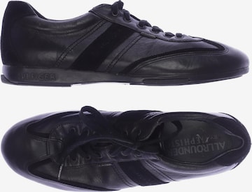 TOMMY HILFIGER Sneakers & Trainers in 42 in Black: front