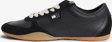 Sneaker low de la Tommy Jeans pe negru: față