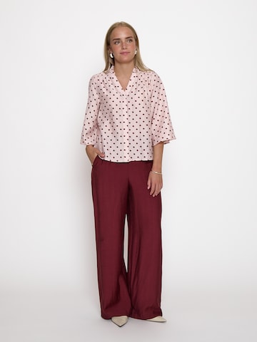 minus - regular Pantalón 'Seria' en rojo: frente