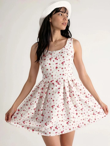 Hiccup Kleid‌ in Weiß