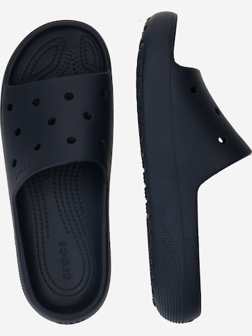 Crocs Pantofle 'Classic v2' – modrá