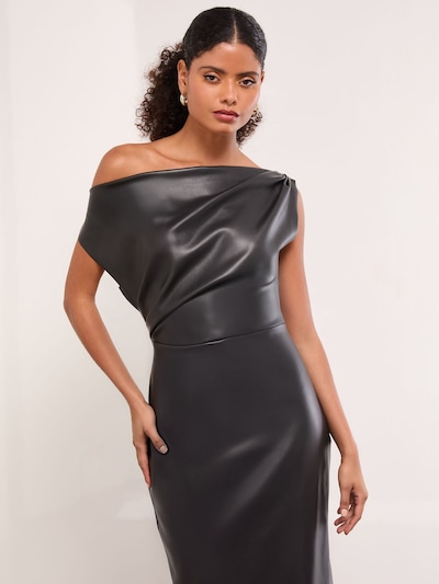 Lipsy Robe en noir, Vue avec produit