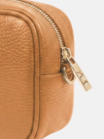 Borsa a tracolla 'Borsa a Tracolla Pelle Genuina 20x15 cm Virginia Rhinè' di Virginia Rhinè in beige