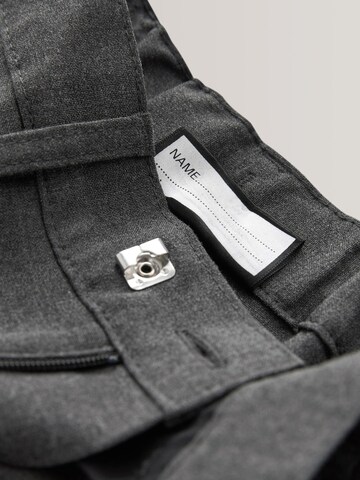 regular Pantaloni di Next in grigio