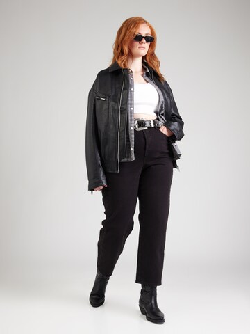 Levi's® Plus Tapered Farkut 'RIBCAGE STRAIGHT' värissä musta