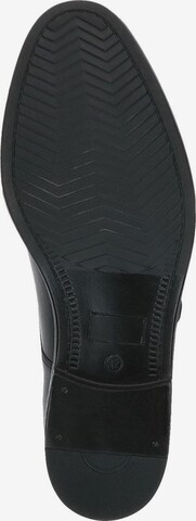 Chaussure basse CAPRICE en noir
