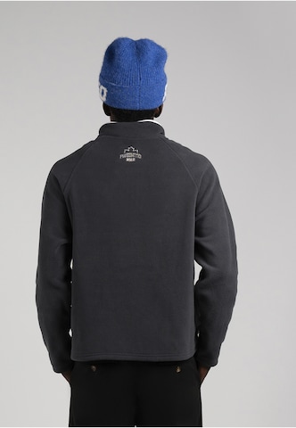 Prohibited - Pullover 'Ski Club' em cinzento: atrás
