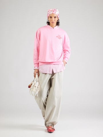 Zwillingsherz - Sweatshirt 'Feel Good Club' em rosa