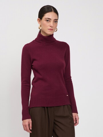 Influencer Pullover in Lila: Vorderseite