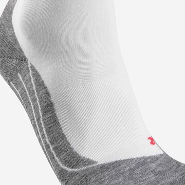 FALKE Sportsocken in Weiß