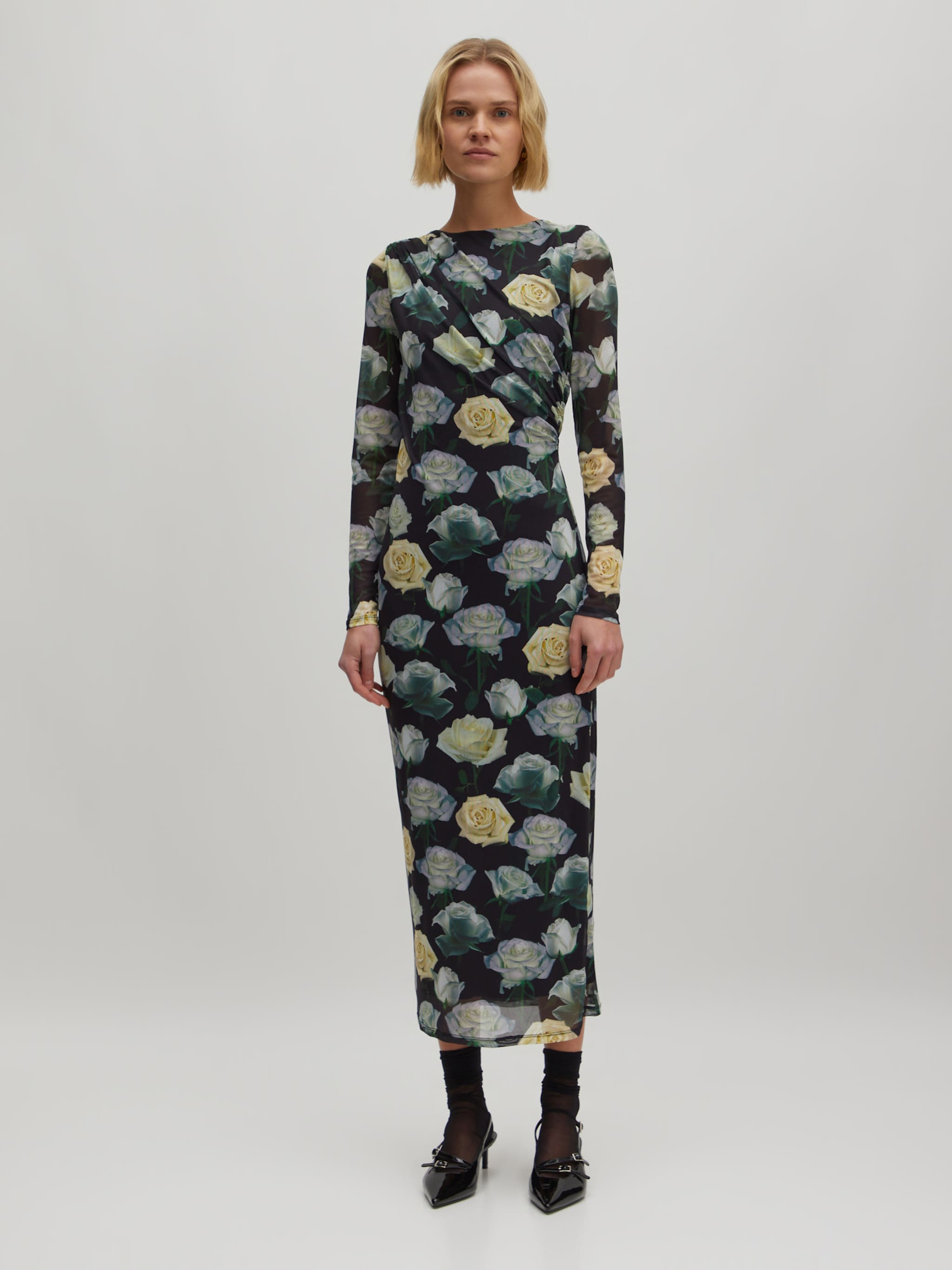 EDITED Produits Robe 'Gamze' noir
