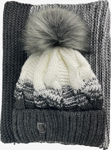 Kumixi Beanie 'Set' in Grey: front