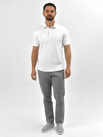 Vercate Shirt 'No. 20' in Weiß