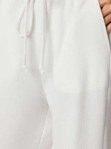 Wide leg Pantaloni 'Hose' di Happiness İstanbul in bianco