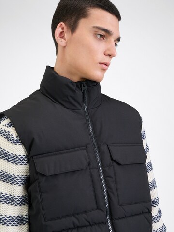 Only & Sons Weste 'ONSELIJAH' in Schwarz