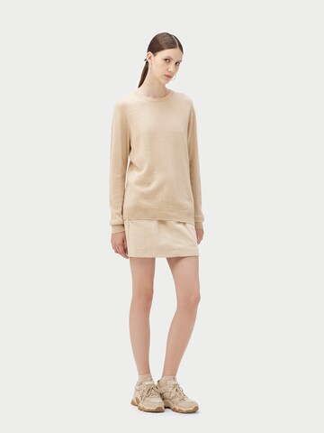 GOBI Cashmere Trui 'Women's Essential Cashmere Crewneck Sweater' in Beige