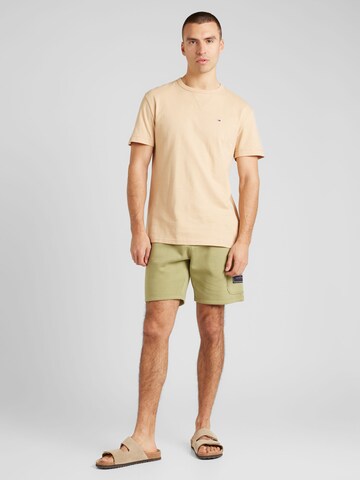 TOMMY HILFIGER Regular Shorts in Grün