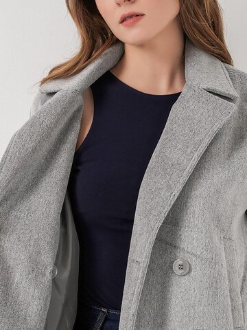 Bigdart Between-Season Jacket in Grey
