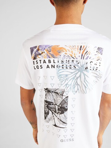 GUESS T-Shirt 'ABSTRACT FOIL' in Weiß