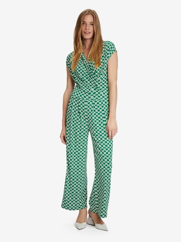 Vera Mont Jumpsuit in Green: front