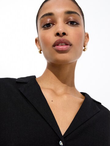 Pull&Bear Bluse in Schwarz