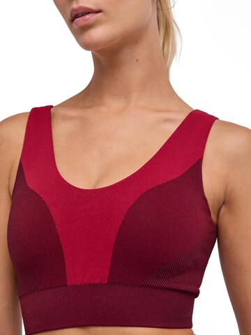 FALKE Bustier Sport-BH 'Seamless Shape'‌‌‌‌‌‌‌ in Rot