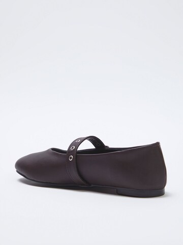 Ballerines à lanières Trendyol en marron