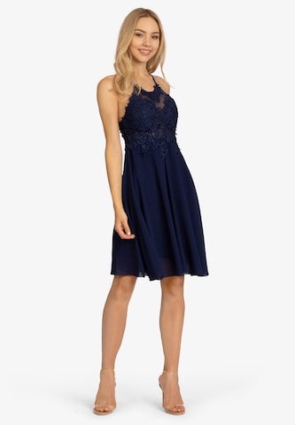 Rochie de cocktail de la Kraimod pe albastru