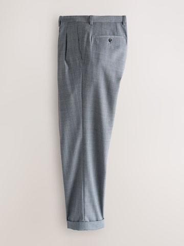 Regular Pantaloni cutați de la Next pe gri