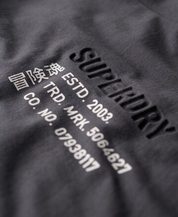 T-Shirt Superdry en gris