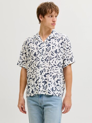 JJ Rebel Классический крой Рубашка 'JREBBLOSSOM' в Синий: спереди