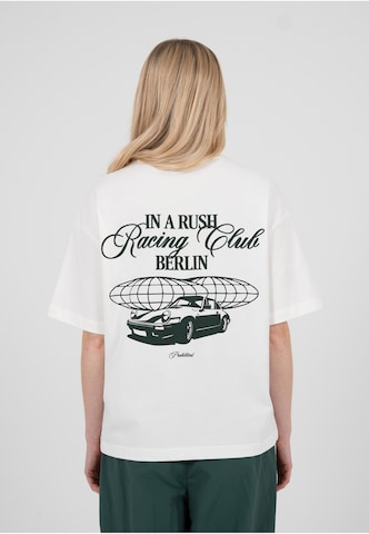 T-Shirt 'In A Rush' Prohibited en blanc
