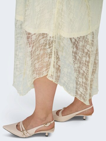 Jupe 'CARCARNE' ONLY Carmakoma en blanc