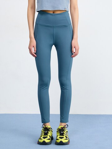 Skinny Pantalon outdoor 'Boundless Trek' COLUMBIA en bleu : devant