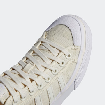 ADIDAS ORIGINALS - Zapatillas deportivas altas 'Nizza Platform Mid' en beige