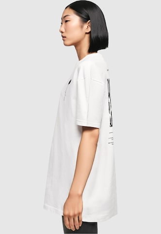 Merchcode Oversized Shirt 'Love In The Air' in White