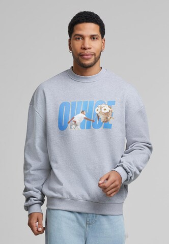 Sweat-shirt 'Ovhoe' MT Upscale en gris