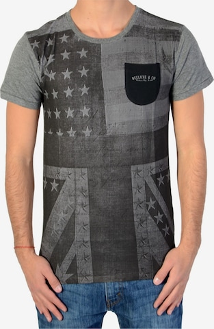Maglietta di Deeluxe in grigio: frontale