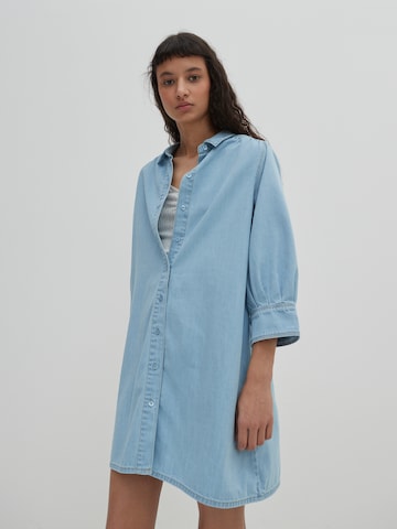 Robe-chemise 'Siena' EDITED en bleu : devant