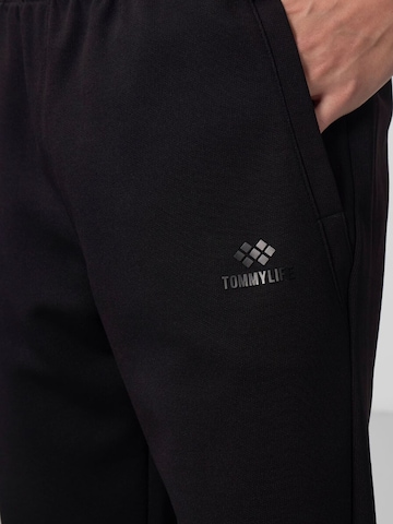 Tommy Life - Fato de jogging em preto