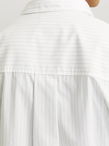 JACK & JONES Comfort fit Button Up Shirt in White