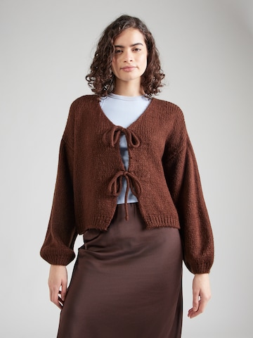 HailysKardigan - smeđa boja: prednji dio