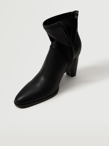 MANGO Ankle Boots 'Raymon' in Black