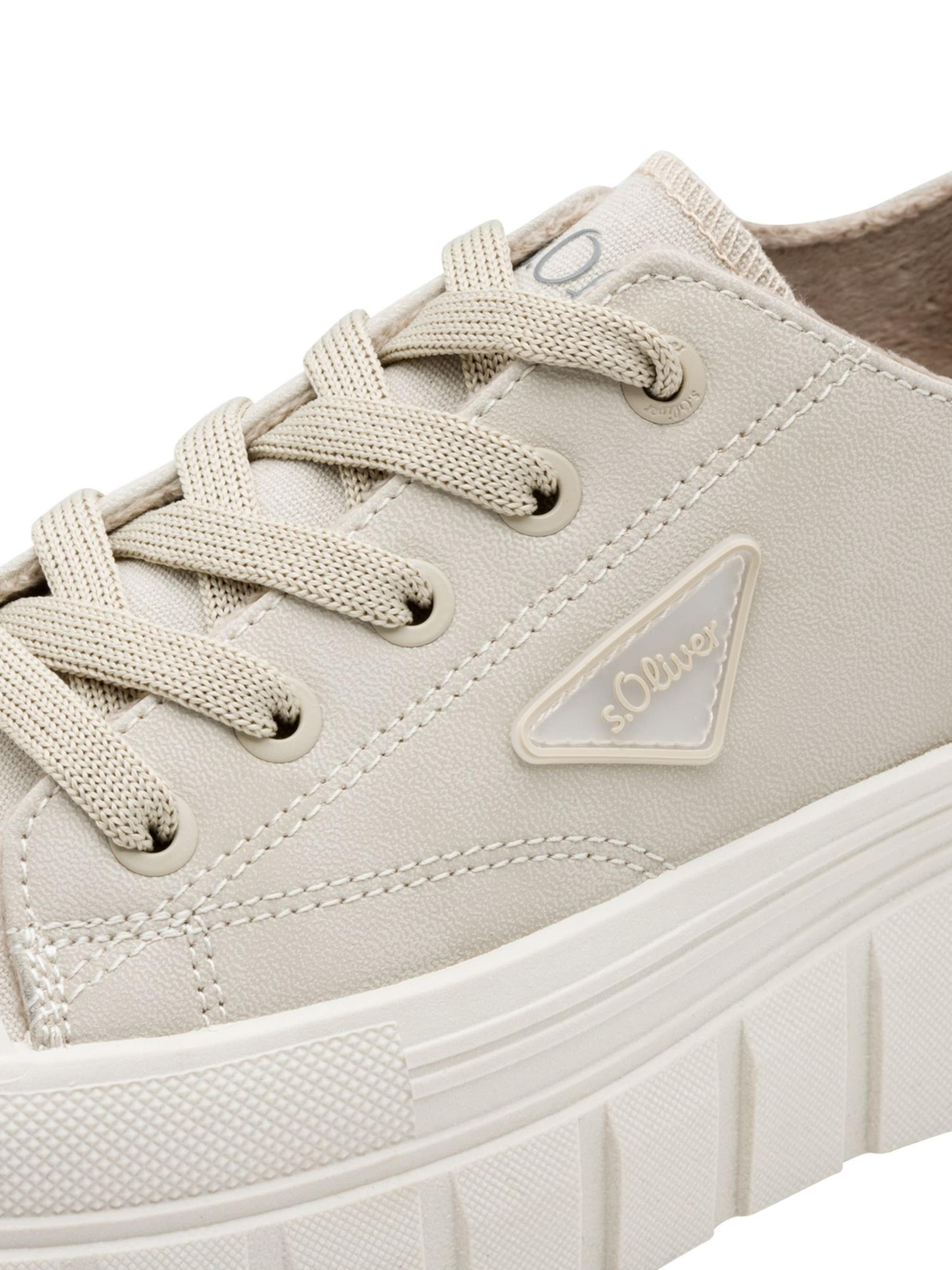 s.Oliver Sneakers in Beige