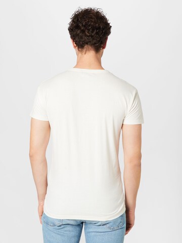Derbe T-Shirt 'Einer Geht Noch' in Weiß