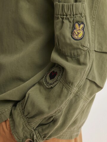 Odd Molly Välikausitakki 'Tova' värissä vihreä