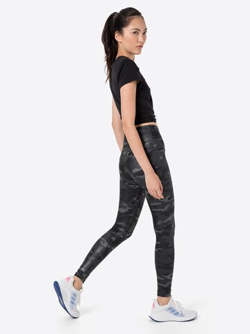 NIKE Skinny Sporthose in Grau