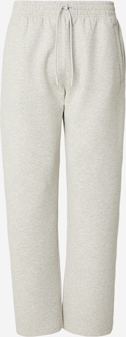 Abercrombie & Fitch Loosefit Housut värissä harmaa: etupuoli