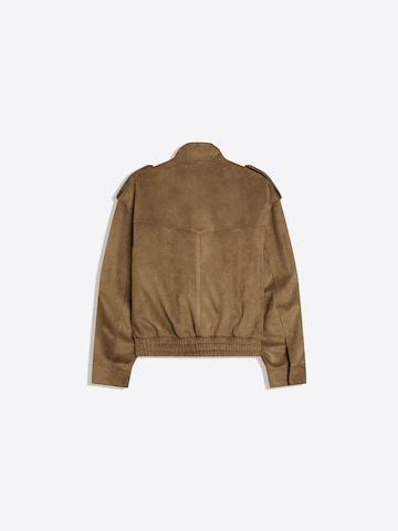 Bershka Преходно яке в бежово