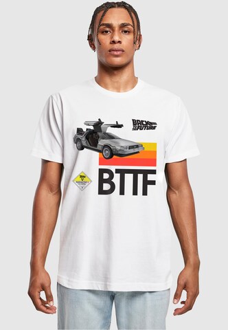 Merchcode T-Shirt 'Retro 85 BTTF' in Weiß: predná strana